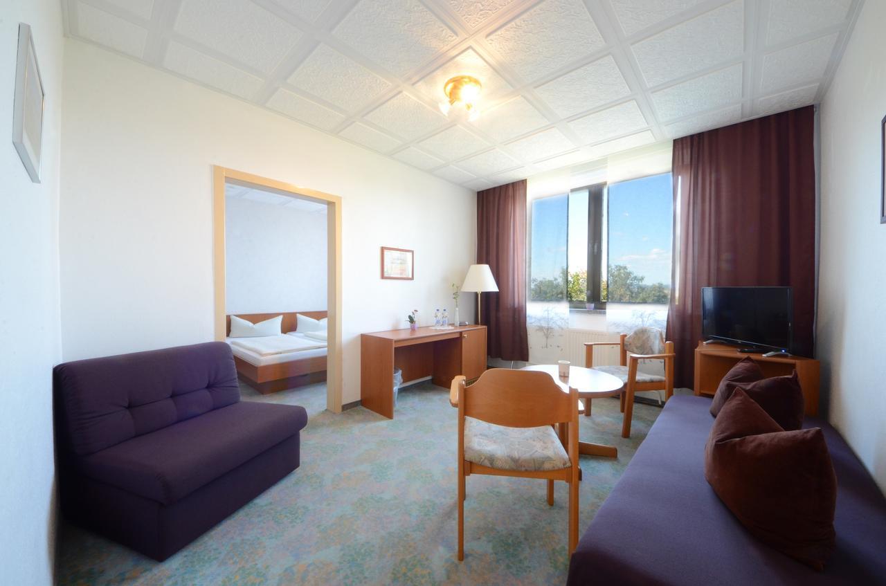 Land-Gut-Hotel Barbarossa Kelbra Εξωτερικό φωτογραφία